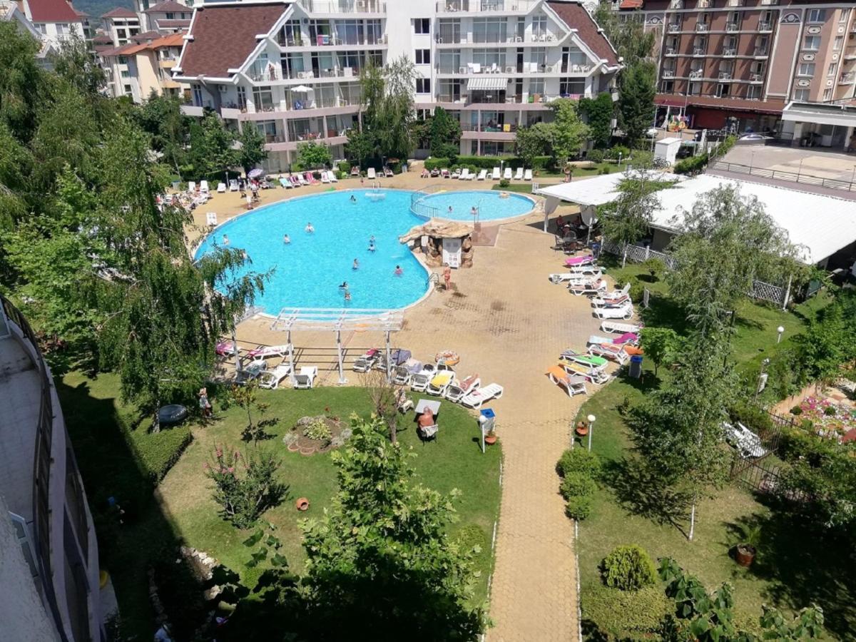 Dean'S Cozy 2 Bed Apart At Sunny Beach Resort Екстериор снимка