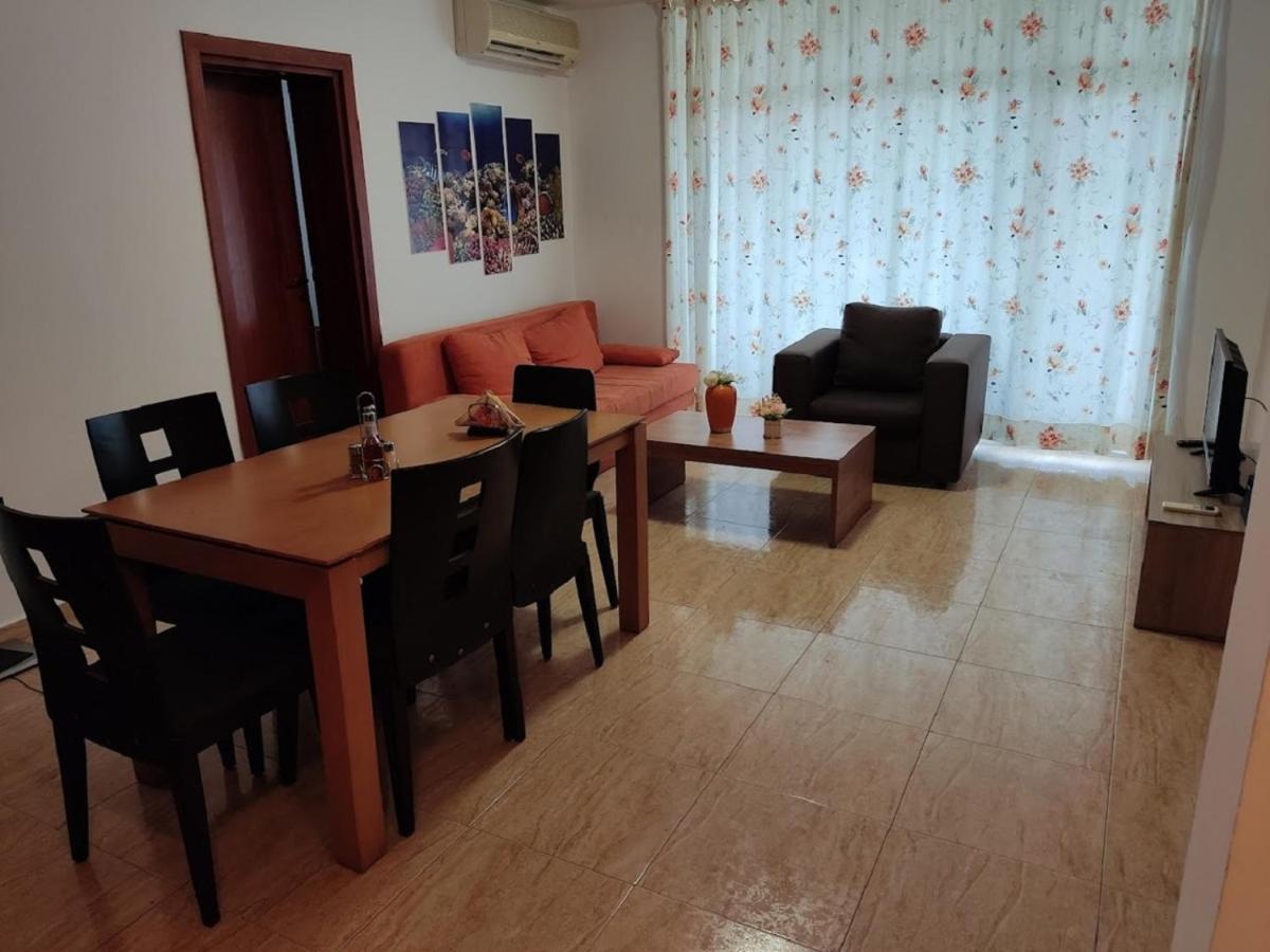 Dean'S Cozy 2 Bed Apart At Sunny Beach Resort Екстериор снимка