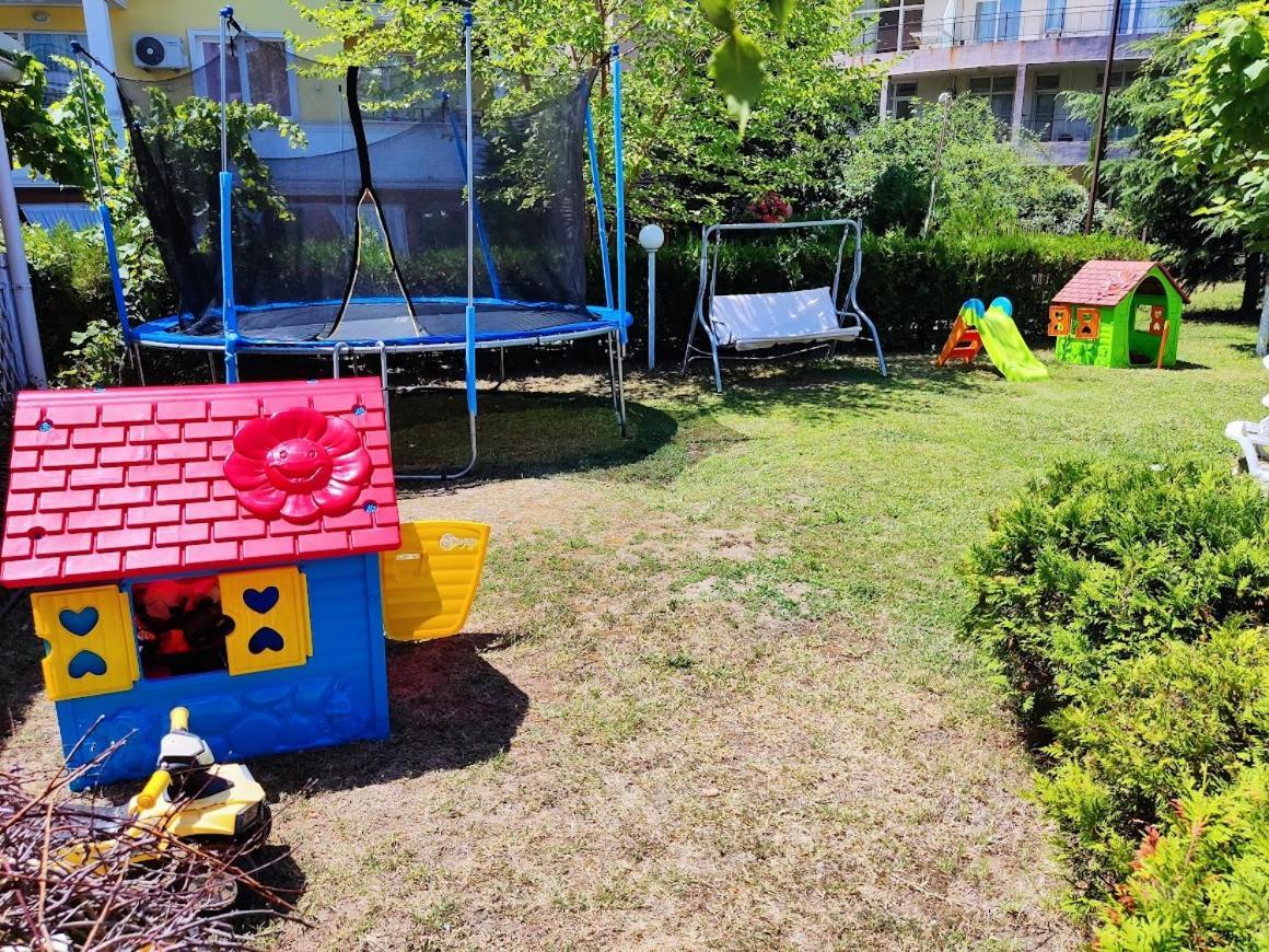 Dean'S Cozy 2 Bed Apart At Sunny Beach Resort Екстериор снимка