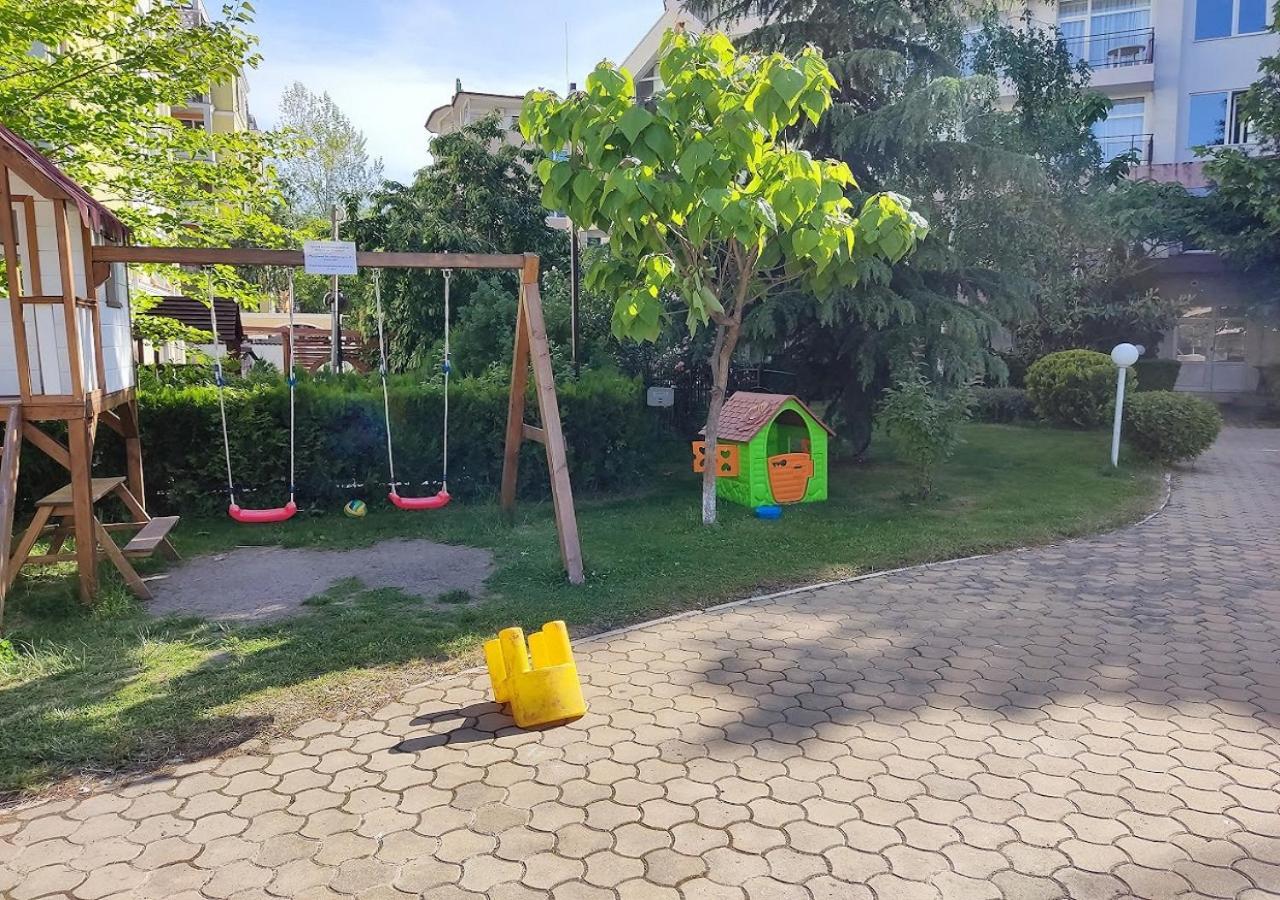 Dean'S Cozy 2 Bed Apart At Sunny Beach Resort Екстериор снимка